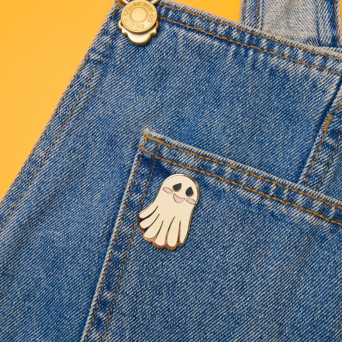 Cute Ghost Enamel Pin | Luna