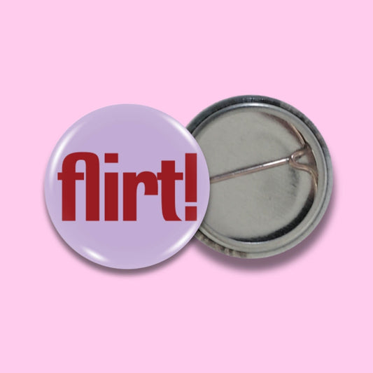 Flirt! Badge • Luna